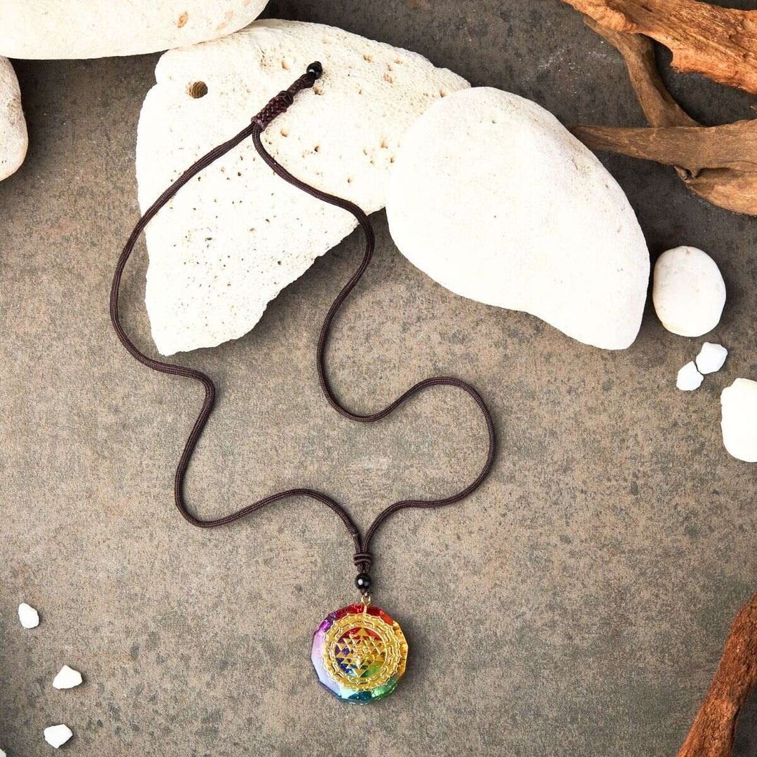 7 Chakra Orgonit Anhänger Halskette - Schutz & Balance - Necklace - TaoTempel