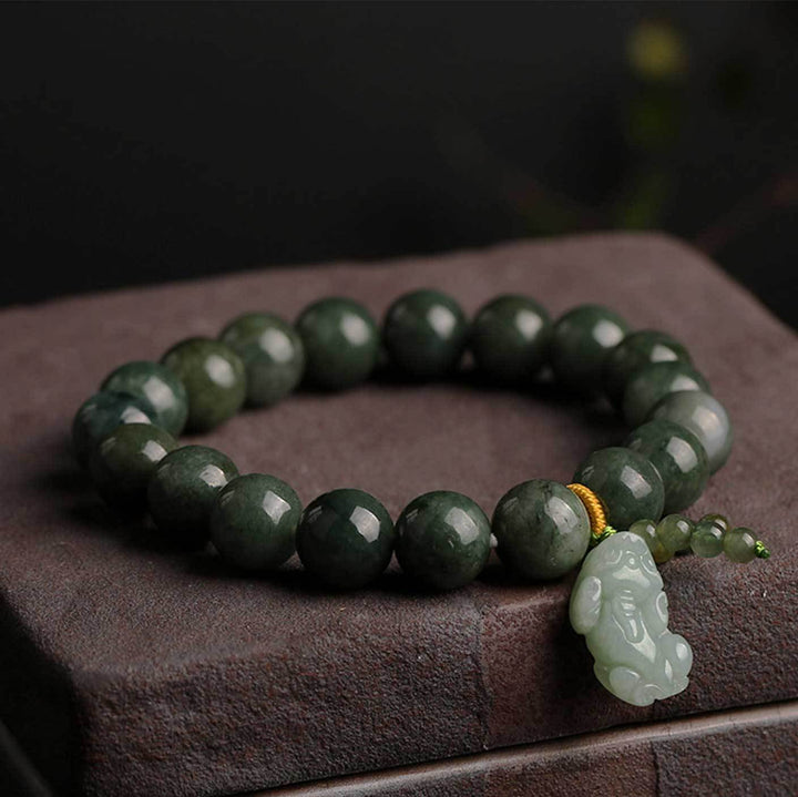 Grünes Jade Armband mit Pixiu - Für Wohlstand & Ruhe - Bracelet - TaoTempel