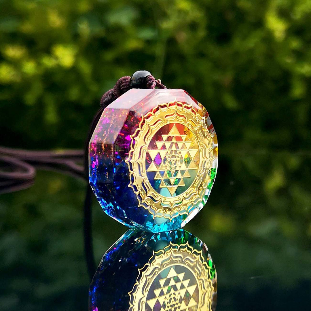 7 Chakra Orgonit Anhänger Halskette - Schutz & Balance - Necklace - TaoTempel
