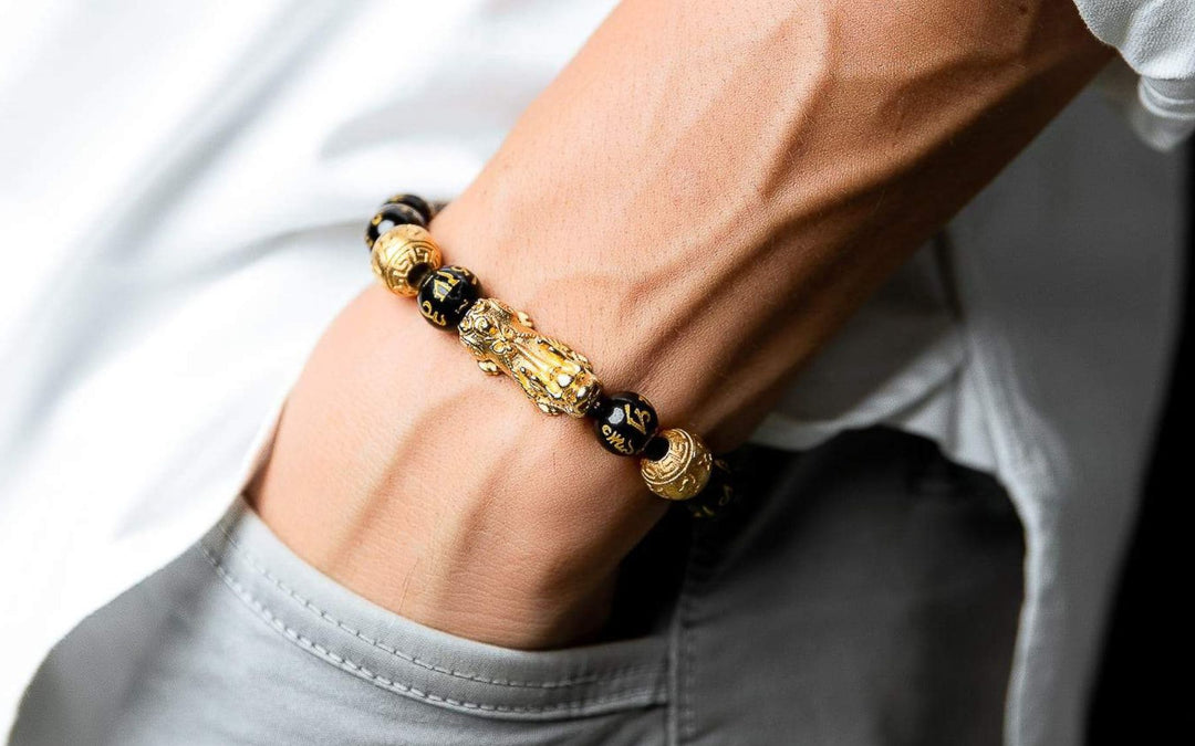 Wie man ein Armband mit doppeltem Pixiu trägt TaoTempel